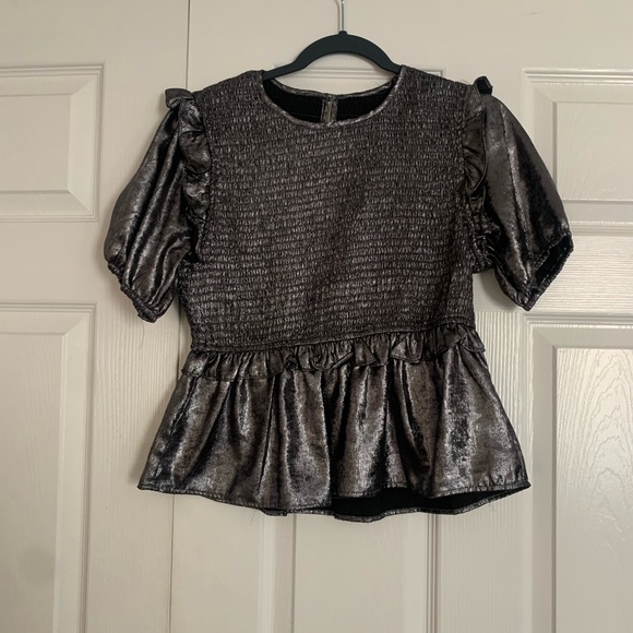 Metallic Ruffle top - Picture 2 of 4